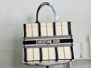 Designer Handbags DR 117