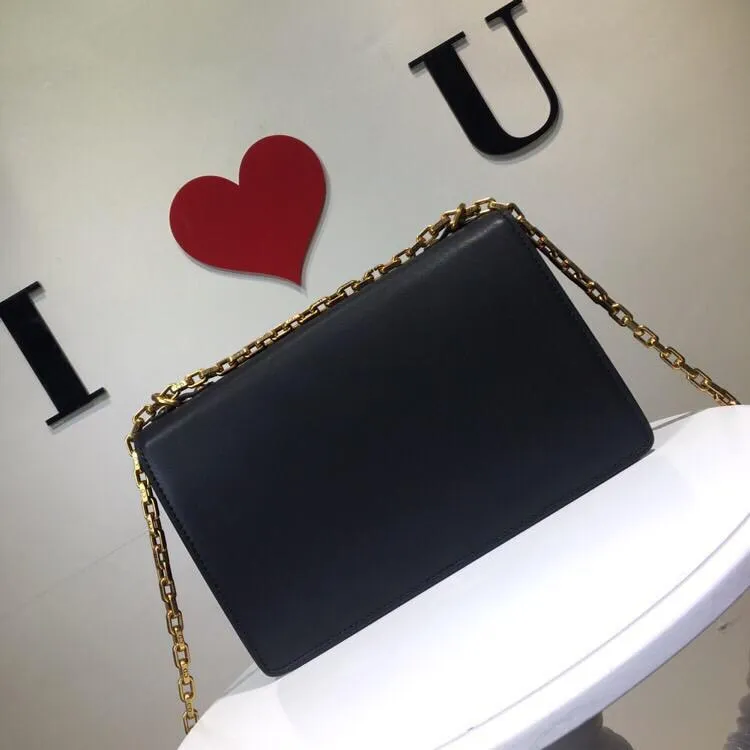 Designer Handbags DR 224