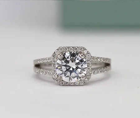 Freesia - Round Lab Diamond Engagement Ring (IGI Certified)