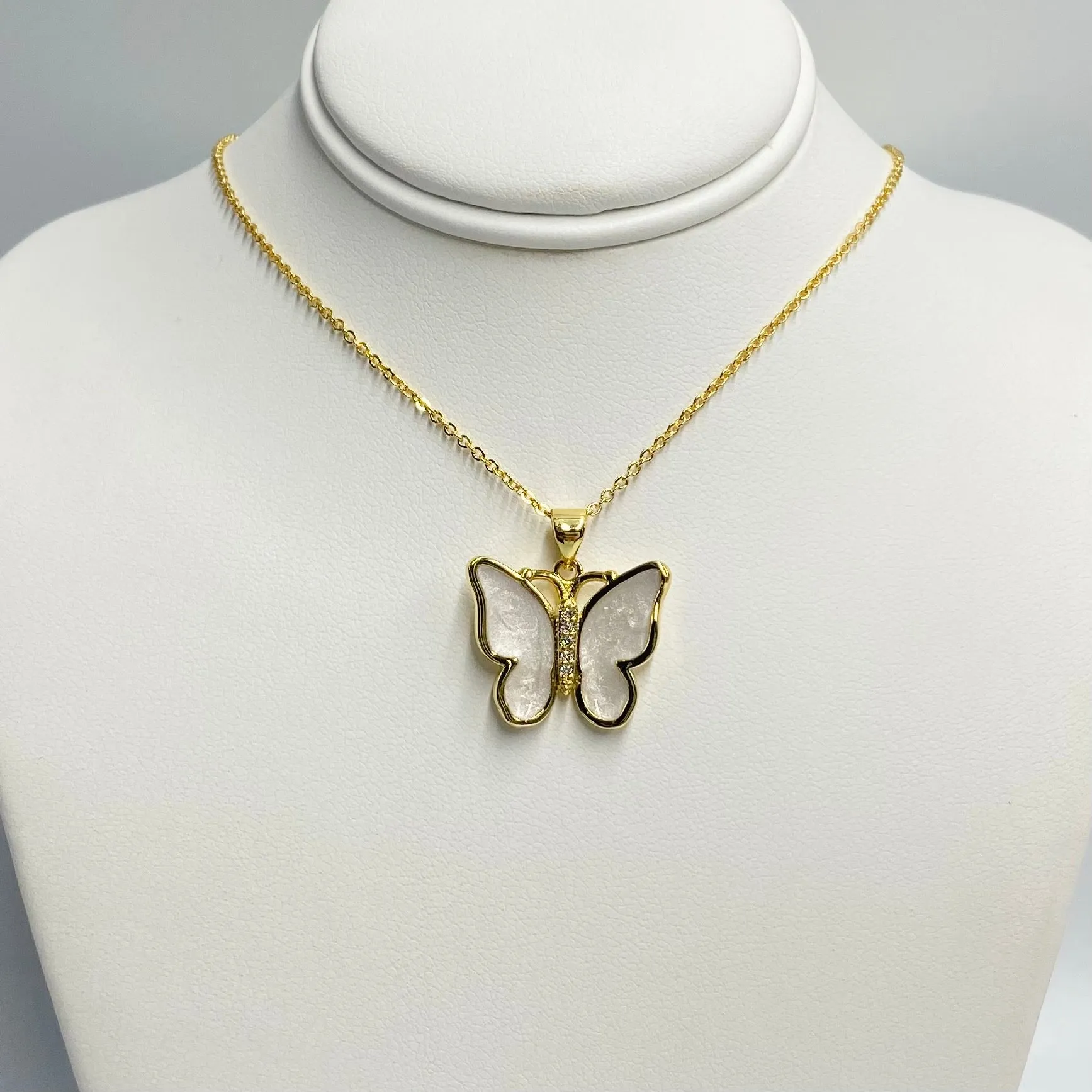 Pink & White butterfly Necklace 010