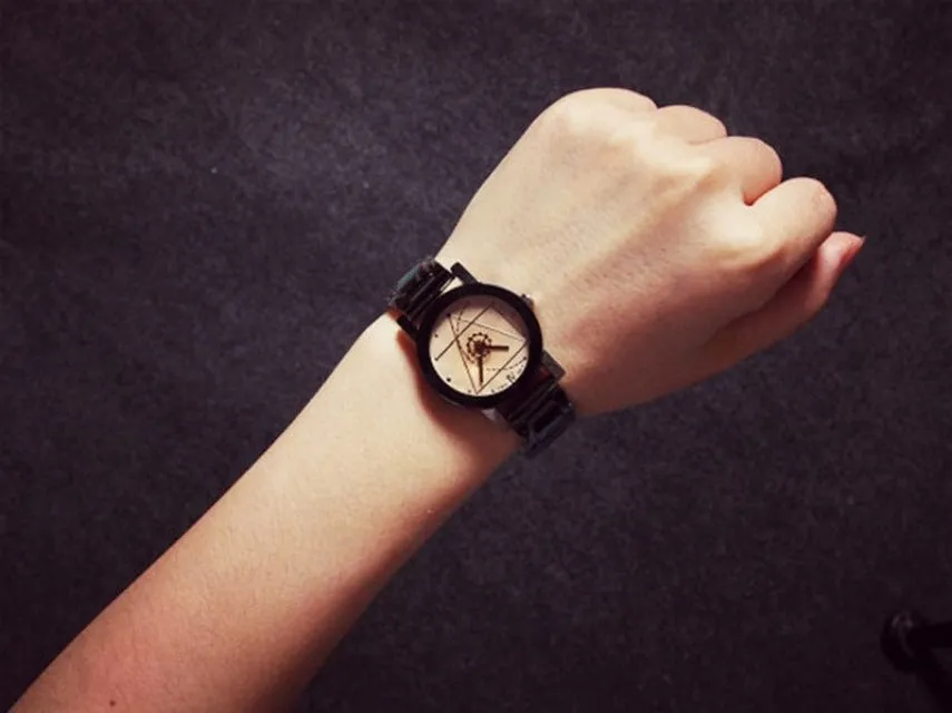 Unisex Luxury Analog Watch