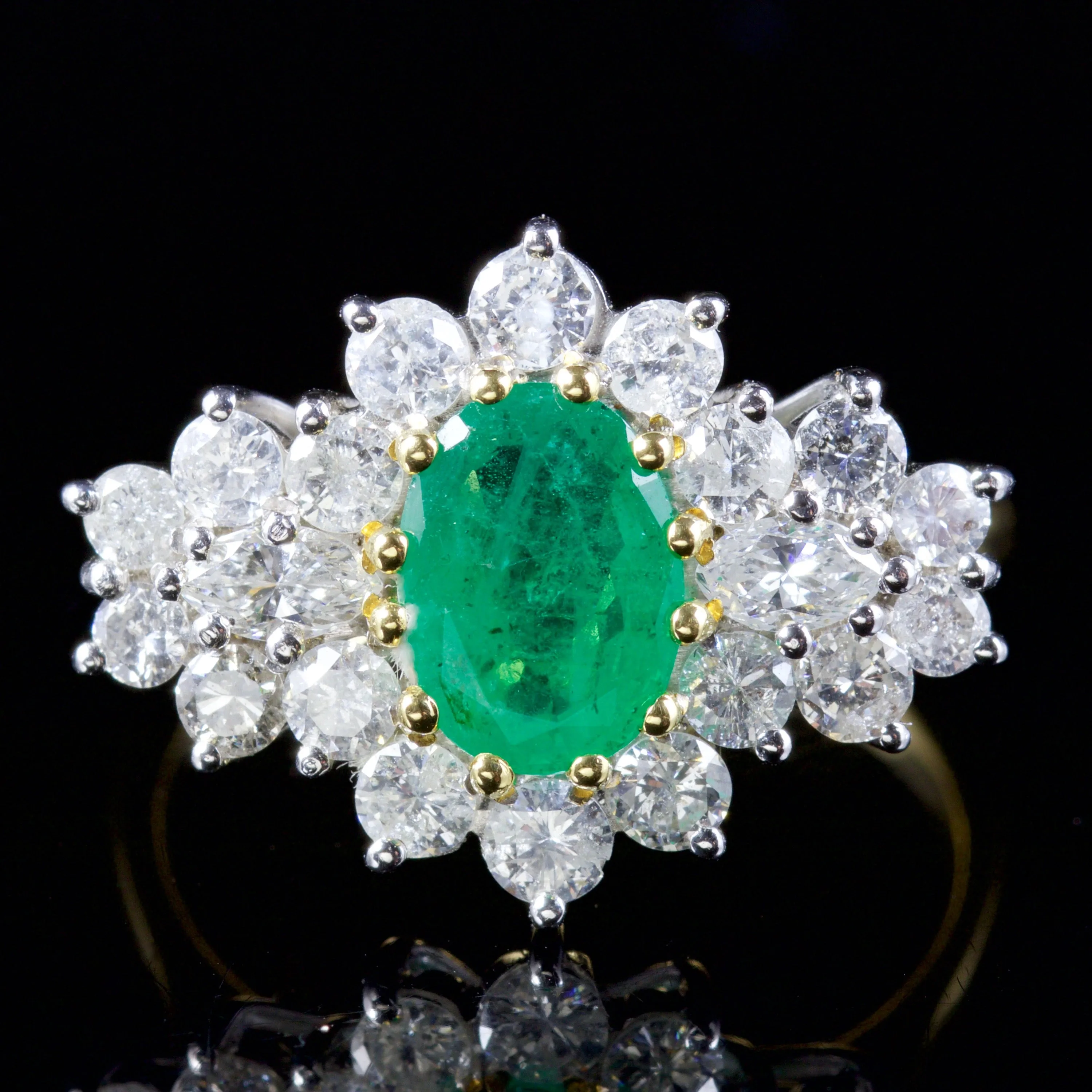 Vintage Emerald Diamond Ring 18Ct Gold Circa 1970