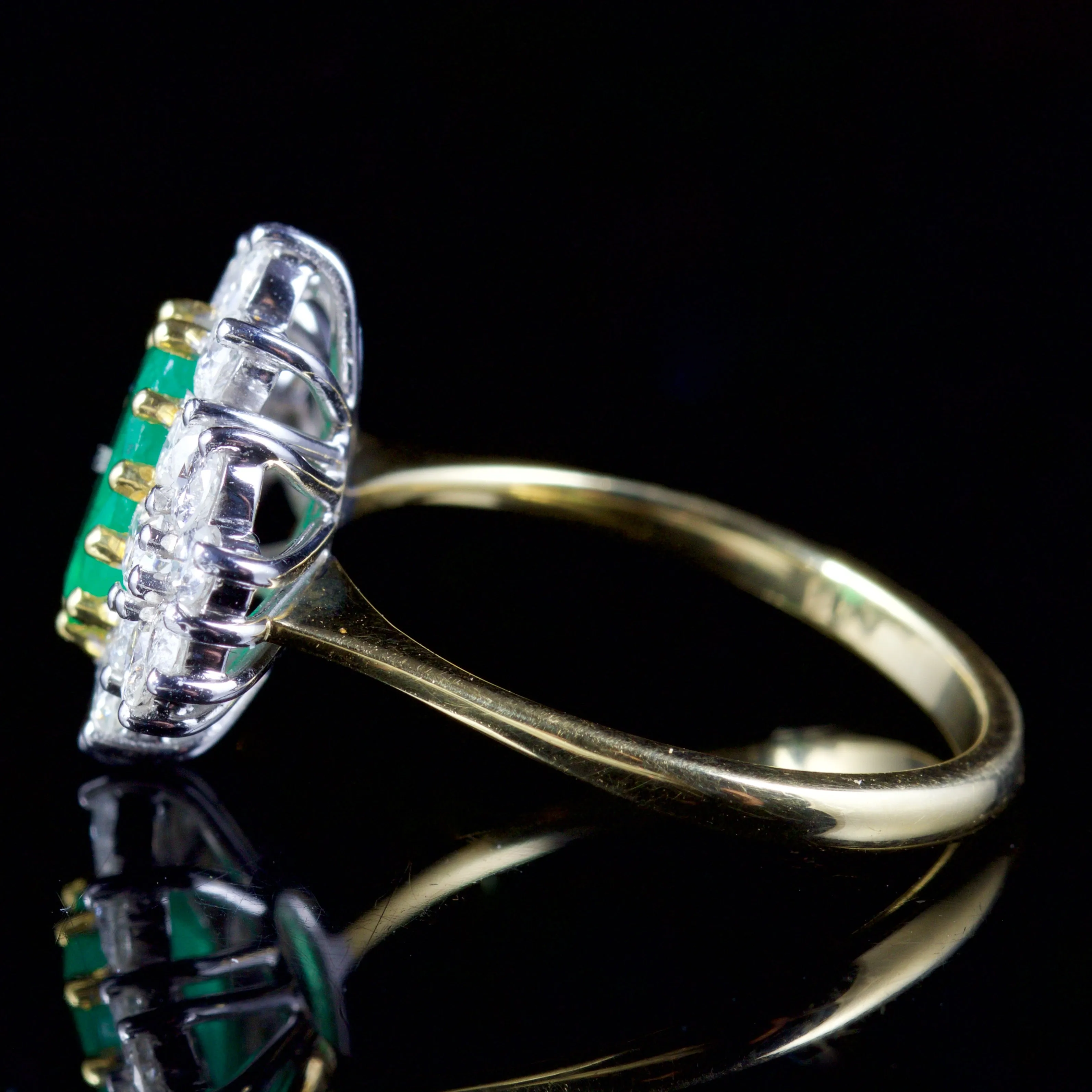 Vintage Emerald Diamond Ring 18Ct Gold Circa 1970